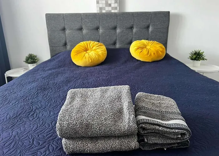 With Oleg C111 Lejlighed *