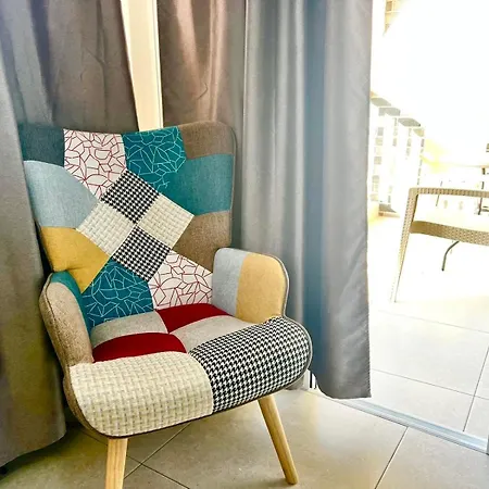 With Oleg C111 פאראלימני